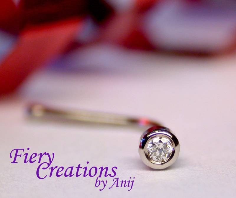 "Ohrstecker "Simply Elegant" - 750Er Weißgold Mit Einem 1.4 Mm E-F, Vvs1 Feinen Weißen Glitzernden Diamant." von FieryCreations