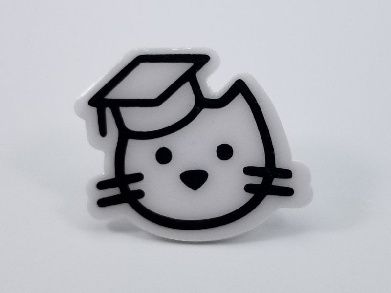 Kitten Academy Pin Für Revers, Tasche, Rucksack - Erlös Kommt Zugute Kitten Academy Pin Für Revers, Tasche, Rucksack - Erlös Kommt Zugute von FiftyIdeas
