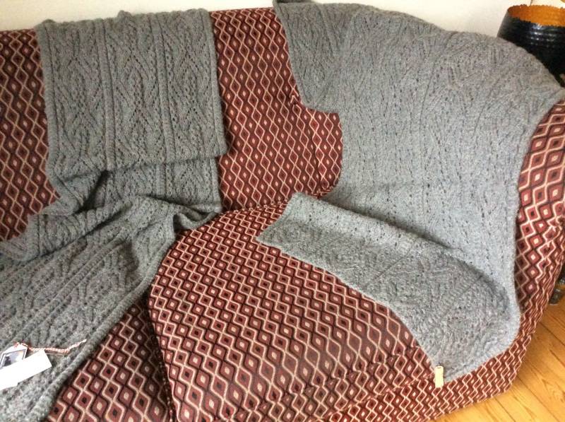 Decke Für Die Couch/Stola Schal Alpaka Sehr Weich Doppelfaden Warm 3 Oder 4 Streifen Breit Decke Für Die Couch/Stola Schal Alpaka Sehr Weich Doppelfaden Warm 3 Oder 4 Streifen Breit von Fijnvandraat