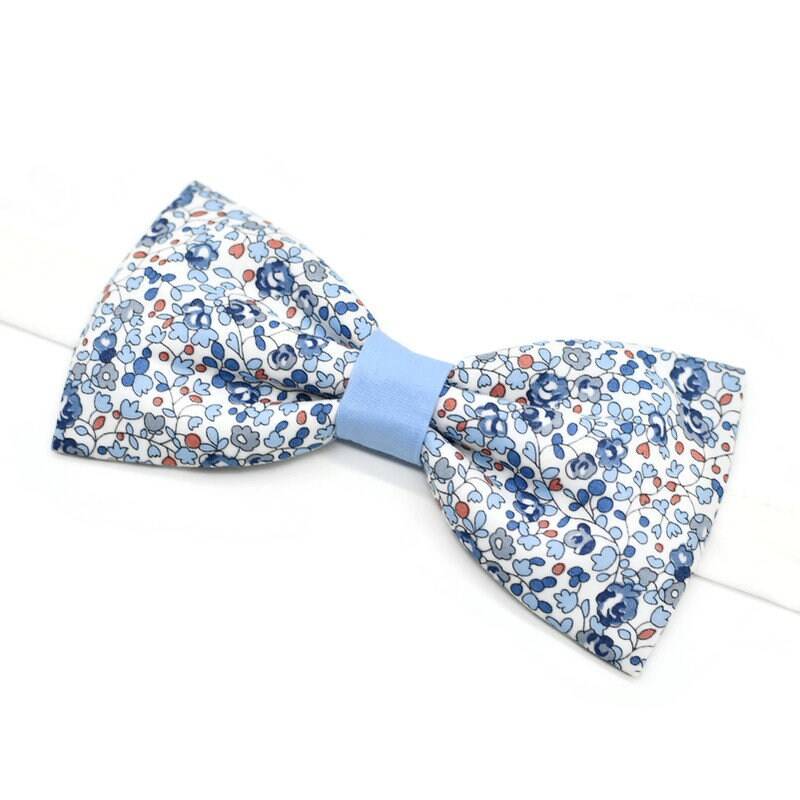 Fliege/Manschettenknöpfe Einstecktuch Liberty Eloise Himmelblau Blumen Zweifarbig Baby Kind Erwachsener Mann von FilGoodCreations