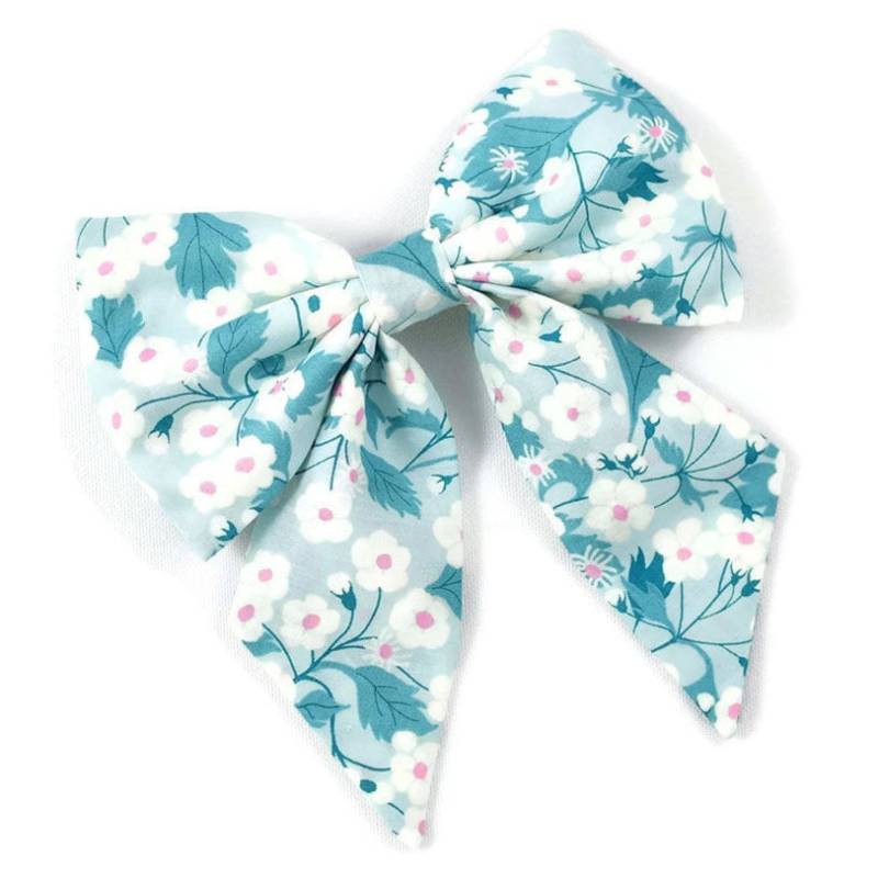 Große Kinderhaarspange Mit Schleife „Mitsi" Aus Liberty-stoff Mintgrünen Blumen von FilGoodCreations