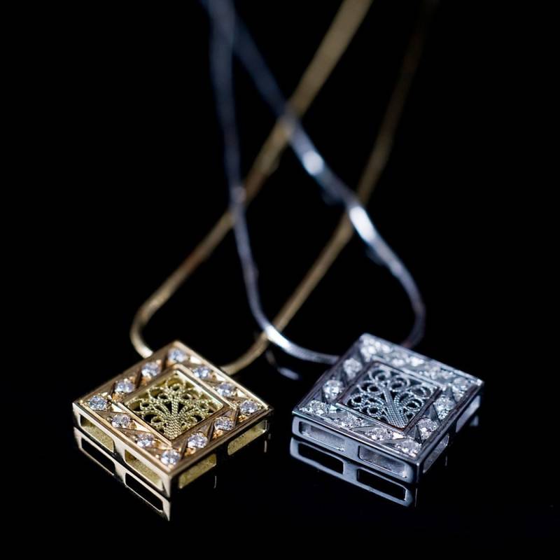 Filigraner Anhänger Aus 750 Gold Und Diamanten. Kette Der Kollektion Salamanca. Handmade Schmuck. Origineller Entwurf. Luis Méndez Artesanos von FiligranaGallery
