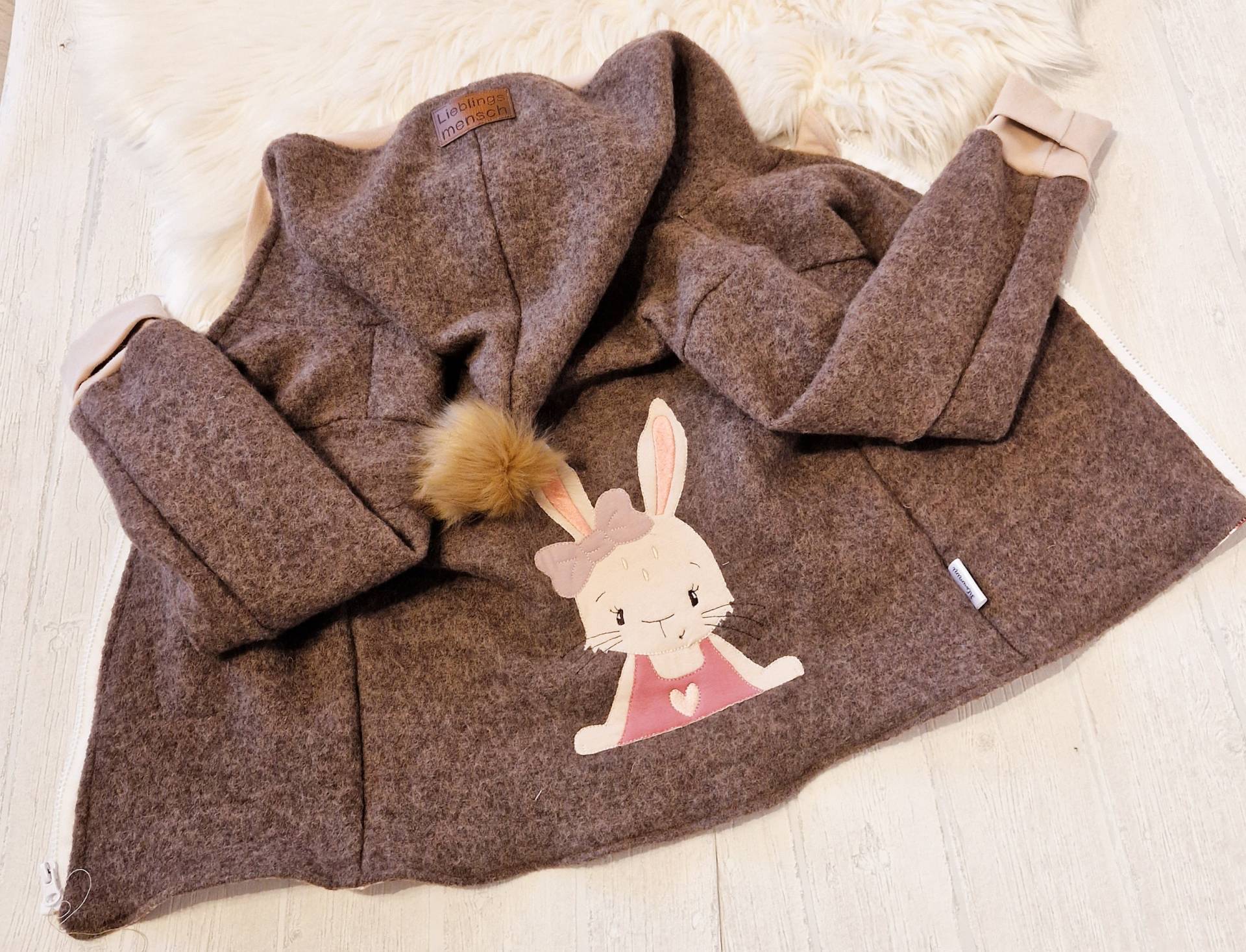 Wollwalk Jacke "Hasendame" Wollwalk Jacke "Hasendame" von FilouminiDesigns