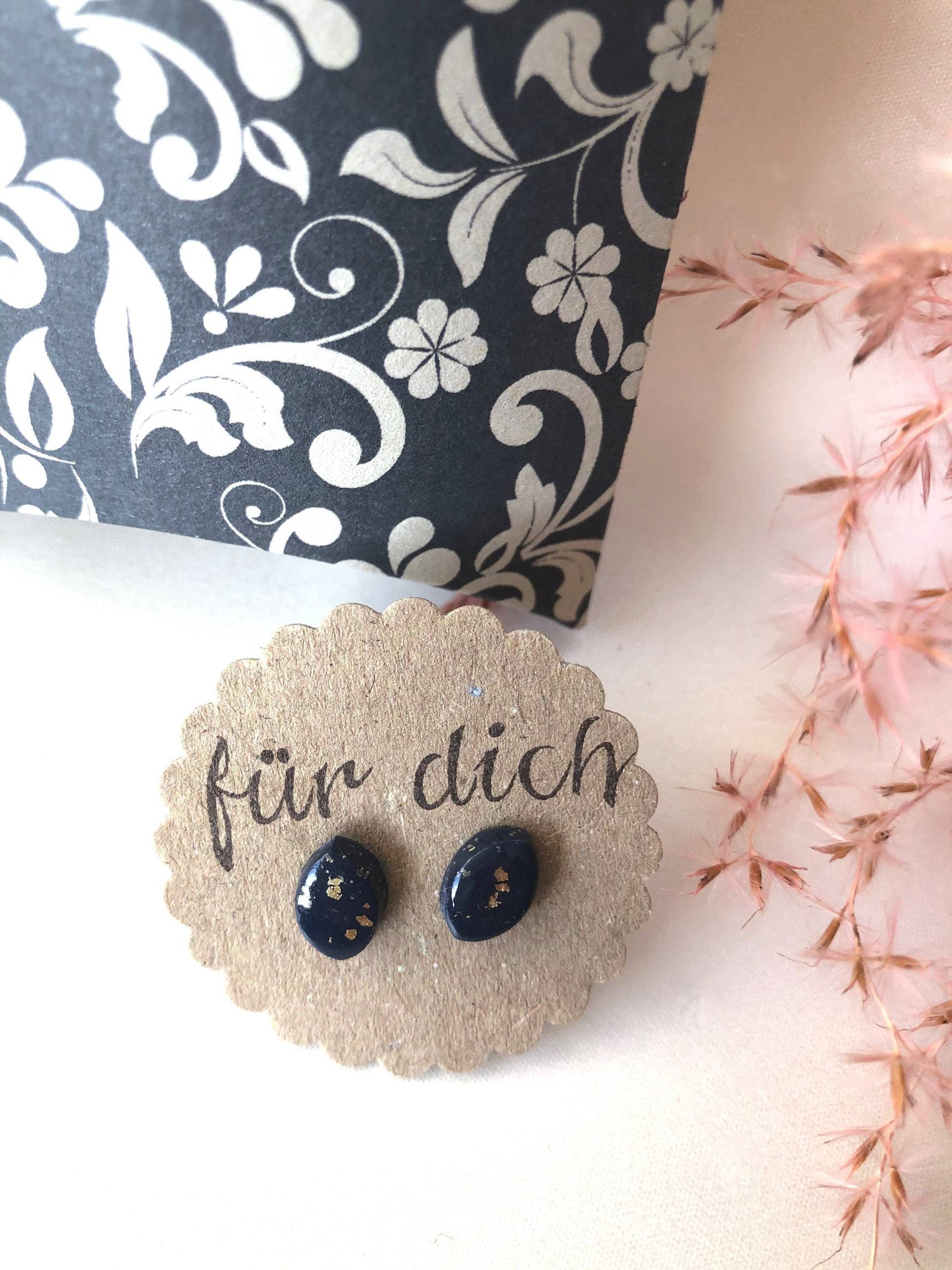 Ohrstecker in Navette-Form, Dunkelblau Und Gold Ohrstecker in Navette-Form, Dunkelblau Und Gold von FilzArtundGefunkel