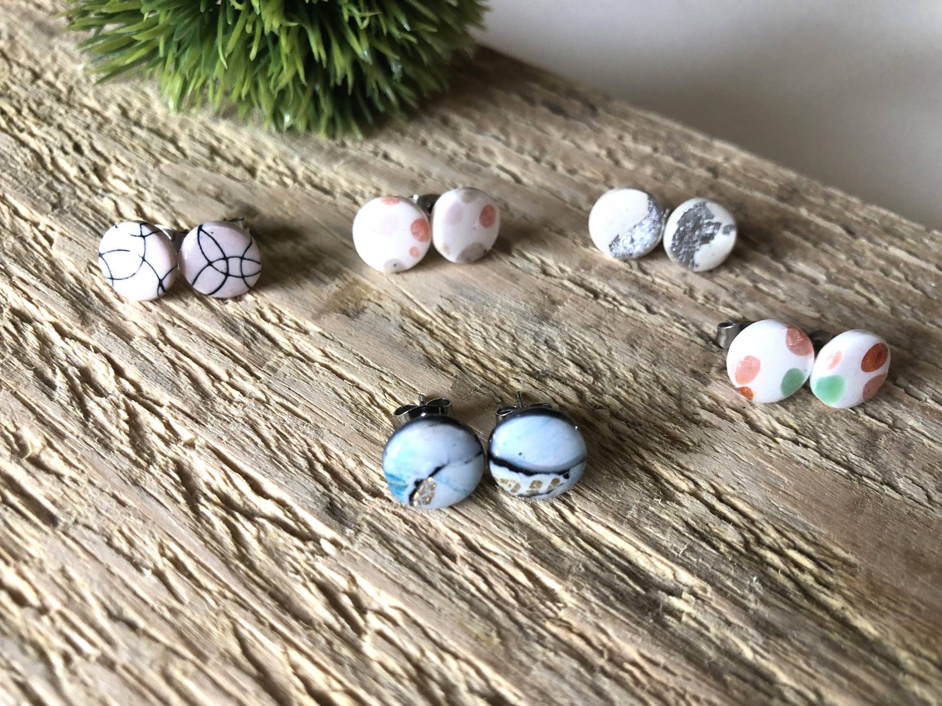 Runde Ohrstecker Aus Polymerton Runde Ohrstecker Aus Polymerton von FilzArtundGefunkel