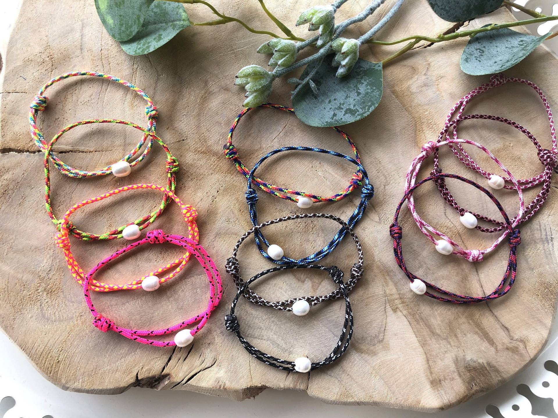 Sommerliche Armbänder Sommerliche Armbänder von FilzArtundGefunkel