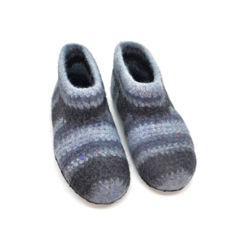 Gr.41 - Filzpantoffeln, Barfußschuhe, Verschiedene Grautöne, Gestreift, Knöchelwarm, Super Bequeme Slipper, Extra Rutschfest Gr.41 - Filzpantoffeln, Barfußschuhe, Verschiedene Grautöne, Gestreift, Knöchelwarm, Super Bequeme Slipper, Extra Rutschfest von FilzSchluppyFee