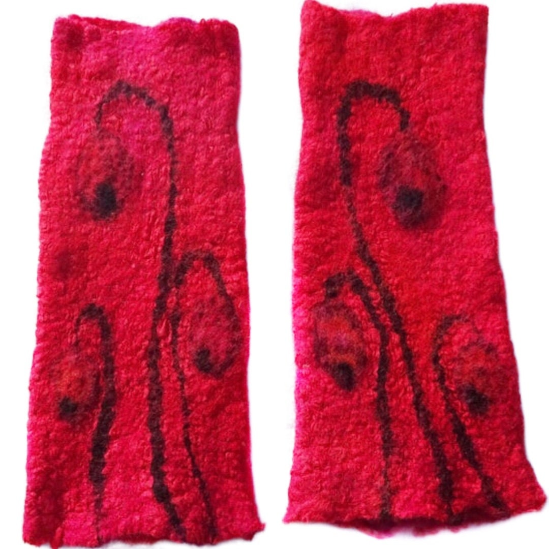 Armstulpen Filz Auf Seide - Rottöne von Filzmobil