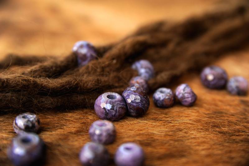 Set Aus 2 Dreadlockperlen | Violetter Achat Dreadbead Dreadschmuck Dreadperle Fimonacci Dreadlock Accessories von FimonacciArtifacts