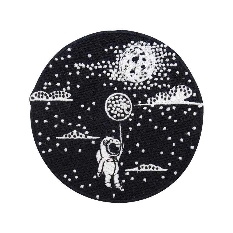 Patch Zum Aufbügeln Fly To The Moon Astronaut Mit Ballon | Weltraum Patches, Alien Bügelflicken Ufo Jacken Flicken Nasa Aufnäher Jeansjacken von FinallyHomeDesign
