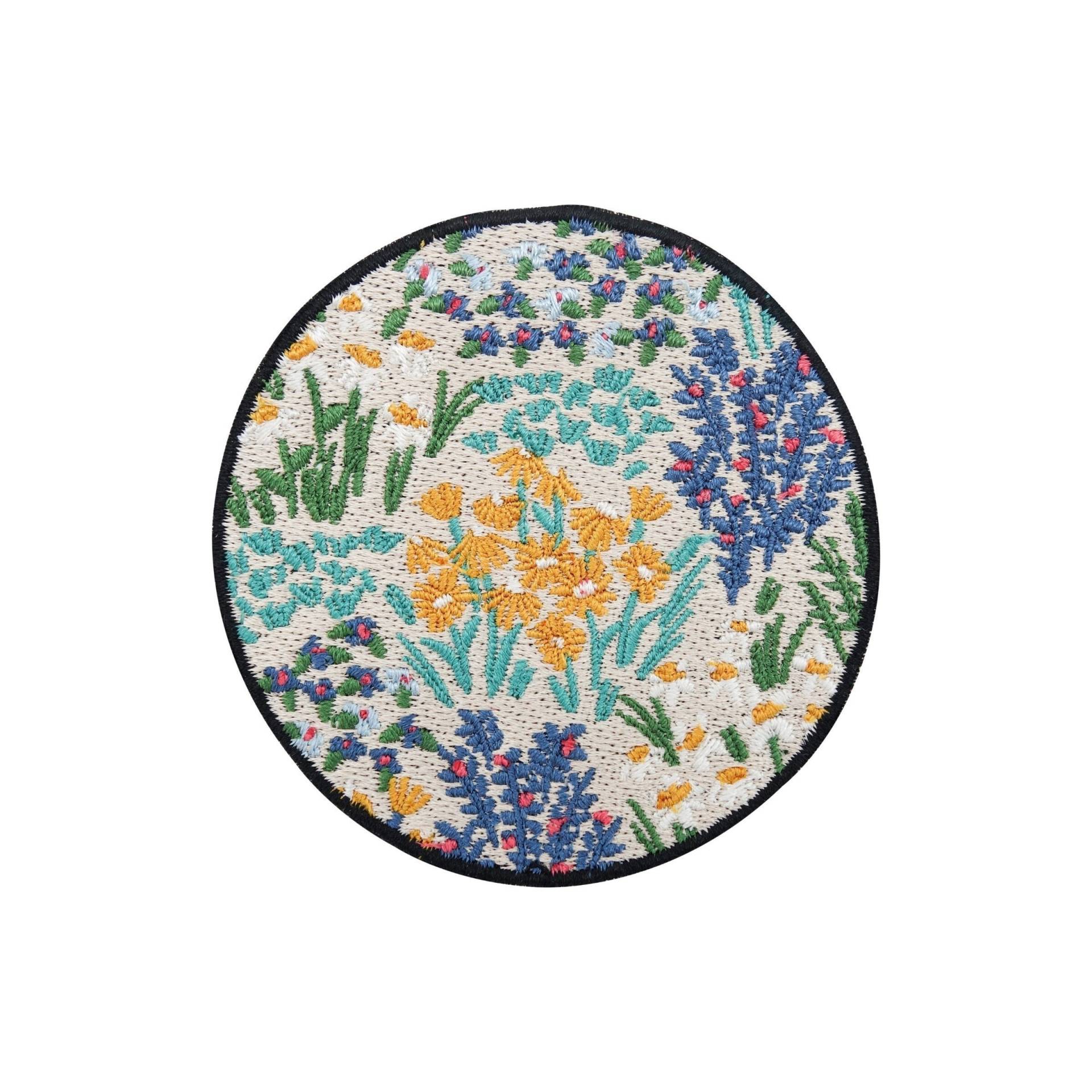 Patch Zum Aufbügeln Oder Haftverschluss Runde Blumenwiese | Bunte Blumen Patches, Flower Bügelbild, Blüten 80Er, Hippie Retro Aufnäher von FinallyHomeDesign