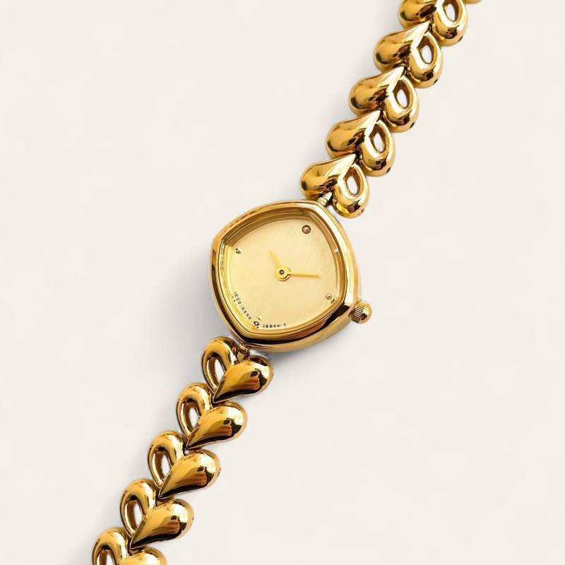 Zierliche Retro Damen Vergoldete Quarzuhr Mit Herz Muster Armband Zierliche Retro Damen Vergoldete Quarzuhr Mit Herz Muster Armband von FinchleyWatches