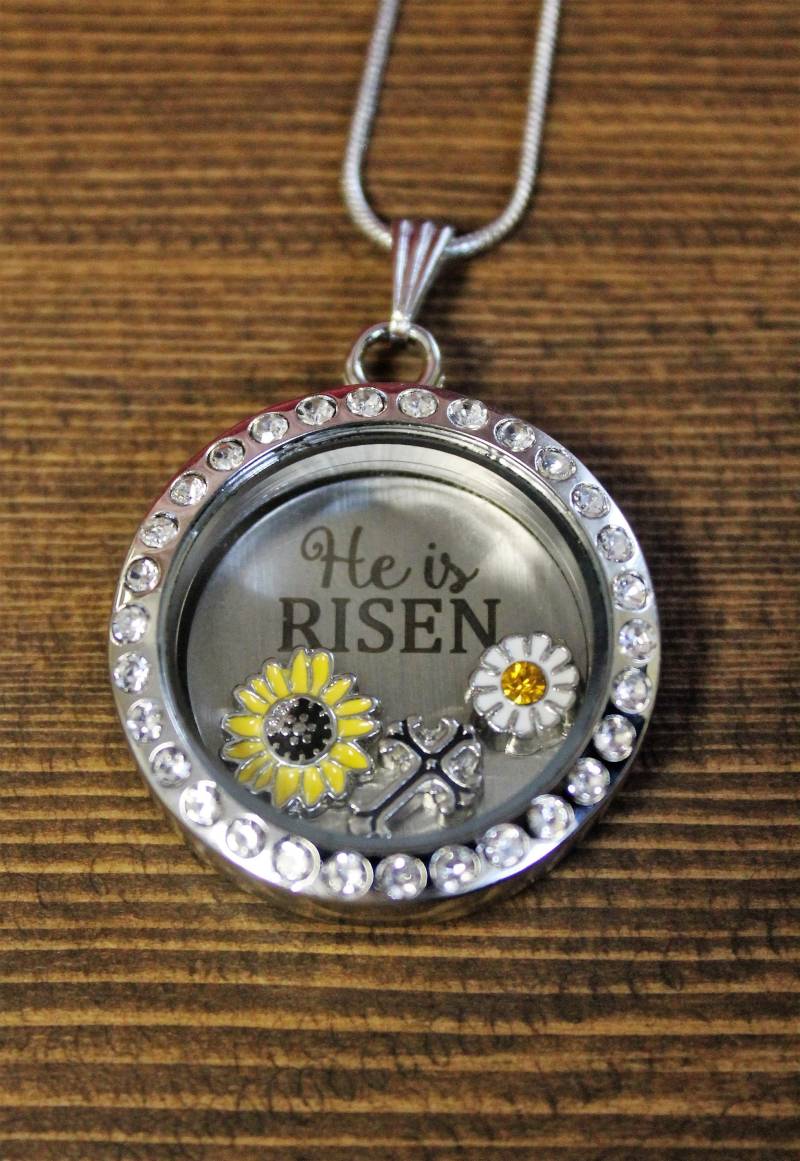 Er Ist Auferstanden - Glas Medaillon Er Schmuck Ostern Religiöse Gruß Wieder Auferstehen Christus von FindKeepCreate