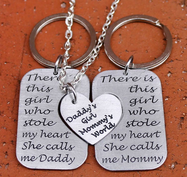 Passendes Set - Daddys Set Mädchen Mütter Welt Schmuck Vater Tochter Papas Mama Halskette Mit Und Papa Schlüsselanhänger von FindKeepCreate