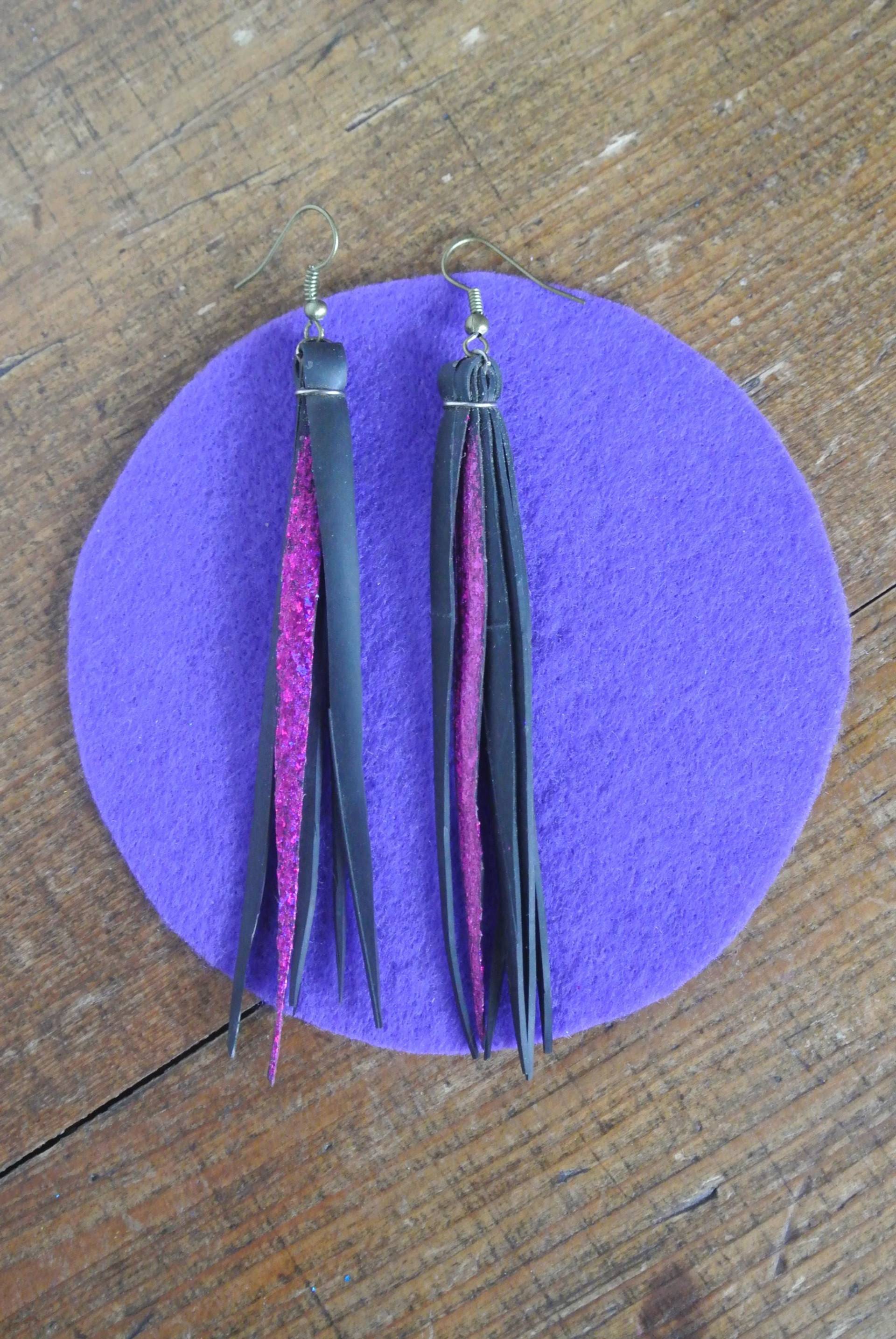 Fahrradschlauch Ohrringe, Fransen, Glitzer Pink/Blau, Party, Schick, Fake Leather, Vegan Fahrradschlauch Ohrringe, Fransen, Glitzer Pink/Blau, Party, Schick, Fake Leather, Vegan von FindsGut