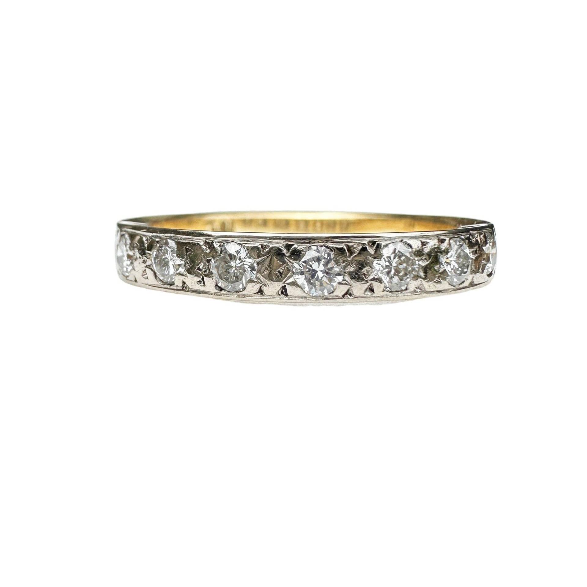 Vintage 18Kt, 18K, 750 Gold Diamant | 0.42Ct Halber Eternity, Hochzeit, Stapelring, Circa 1940 von FineAntiqueJewelry