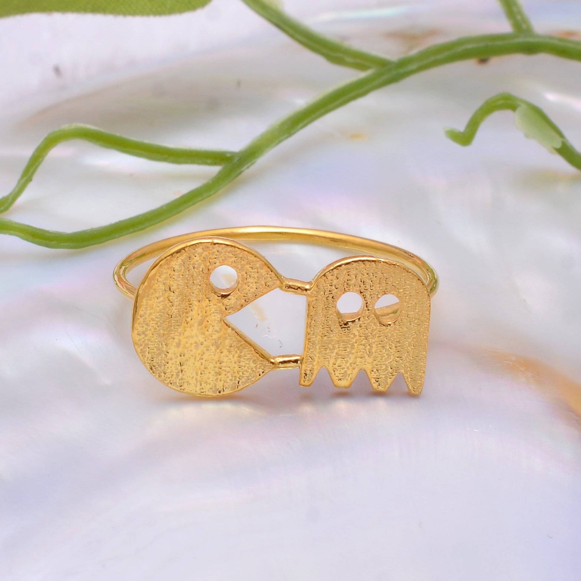 14K Solid Pac Man Ring, Pacman Ring Gold Einzigartiger Stapelring, Ringband, Dies Ist Für Gamer-Mädchen Zum Valentinstag von FineGemsNGoldJewelry