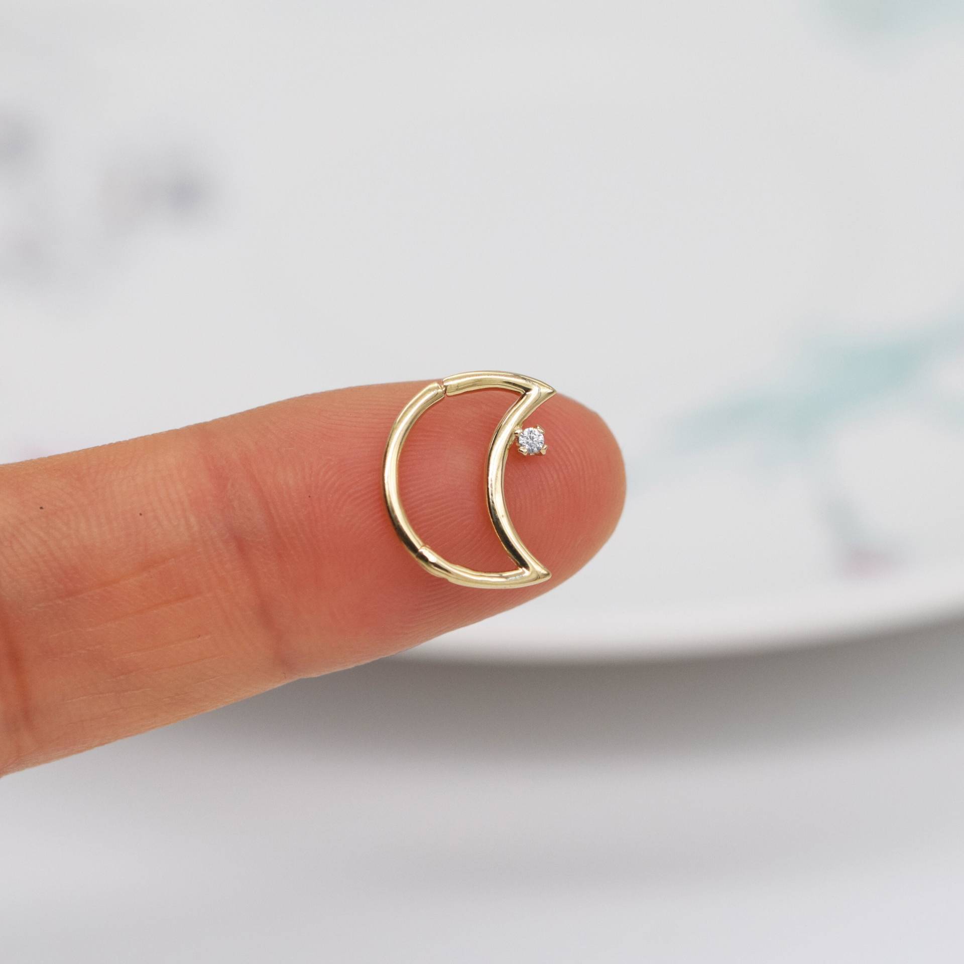 14K Solid Gold Cresent Moon Daith Clicker Hoop Mond Septum Ring Klapp Cliker Tragus Helix Piercing Conch Ohrring Geschenk Für Sie 16G 14K Solid Gold Cresent Moon Daith Clicker Hoop Mond Septum Ring Klapp Cliker Tragus Helix Piercing Conch Ohrring Geschenk Für Sie 16G von FineGoldPiercing