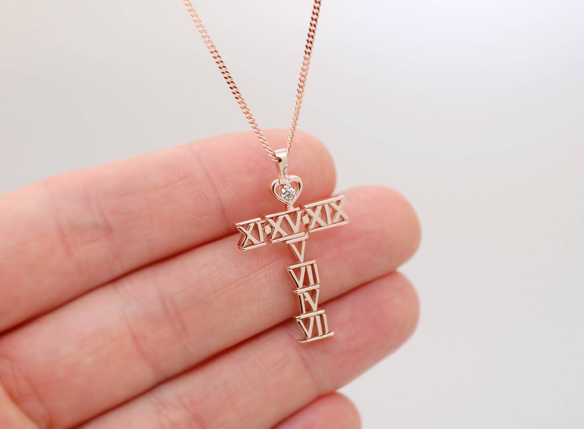 Jahrestag Geschenk Für Frauen Daten Schmuck, Halskette Kreuz Frau Mutter Tochter Ihr Personalisiertes von FineJewelrySavenko