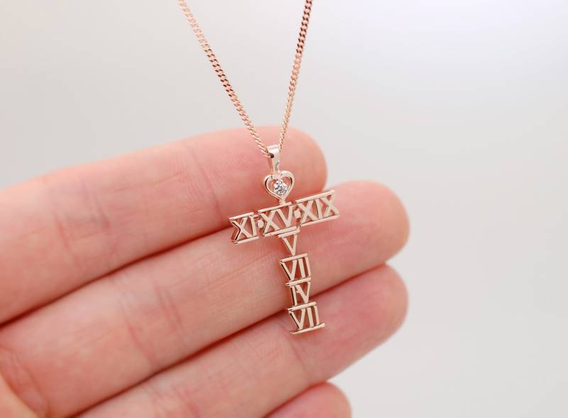 Jahrestag Geschenk Für Frauen Daten Schmuck, Halskette Kreuz Frau Mutter Tochter Ihr Personalisiertes von FineJewelrySavenko