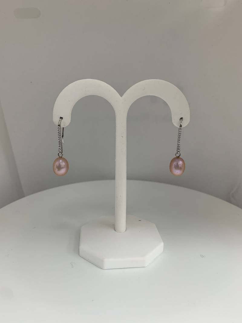 Süßwasser Rosa Tropfen Form Perlen Ohrringe Auf .925 Sterling Silber Langen Draht Mit Cz Edelsteinen von FinePearlsUSA