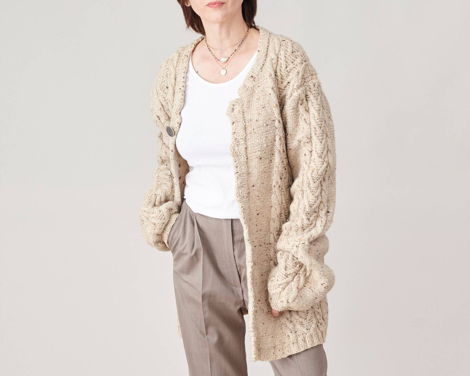 Vintage Beige Wolle Hand Gestrickte Strickjacke Größe Xxl | Hellbeige Seil Strick Crew Neck Cardigan Mit Metallic Knöpfen Ftv1477 von FineThee