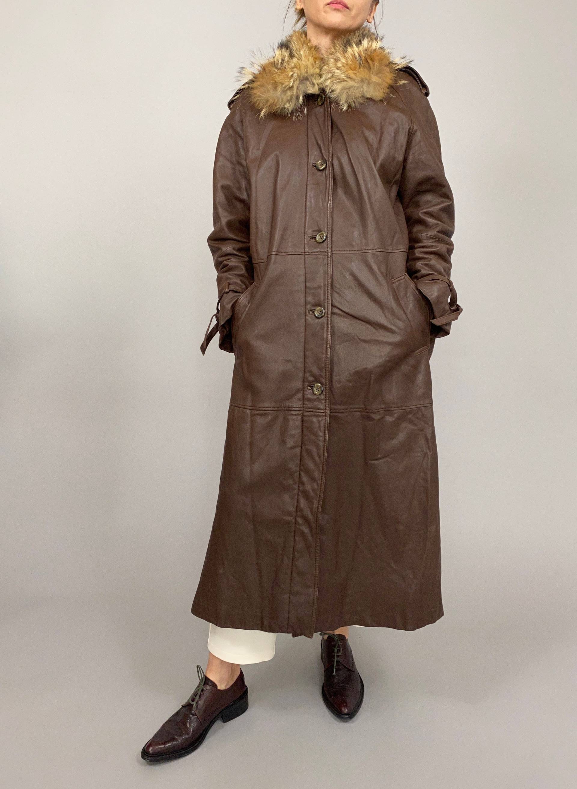 Vintage Langer Ledermantel Für Damen Größe M - L | Leder Trenchcoat Mit Echtfell Kragen Ftv1042 von FineThee