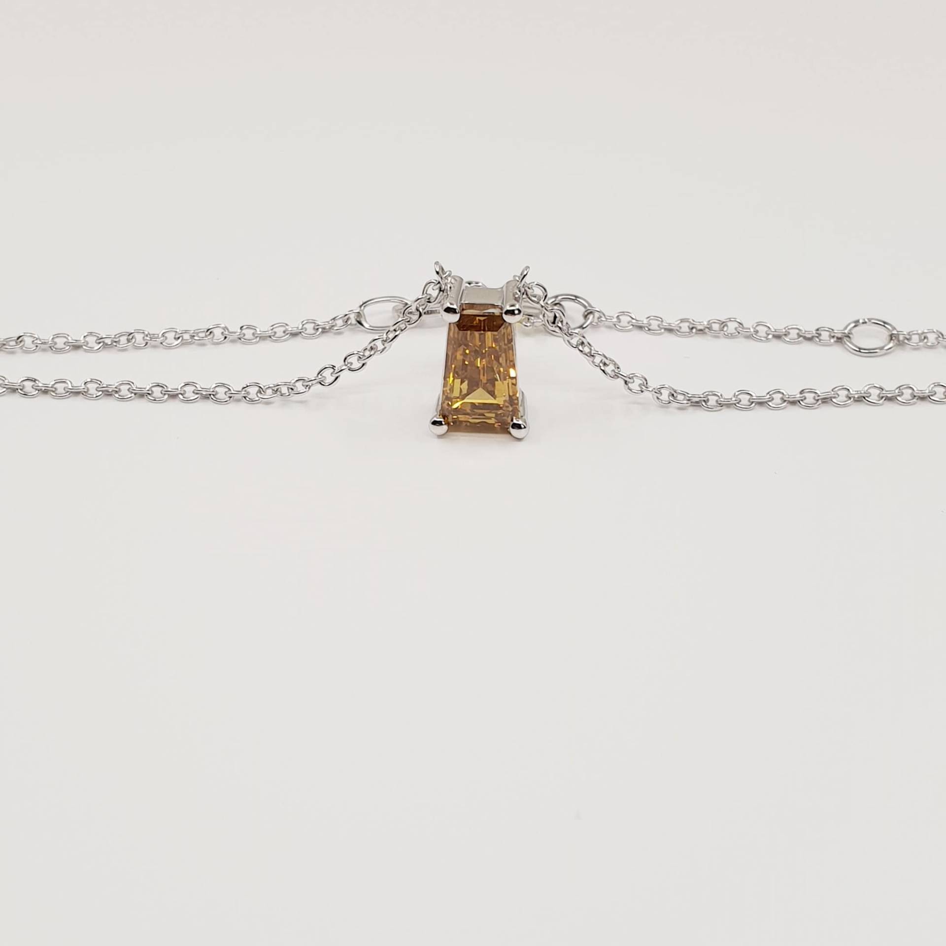 750 Weissgold Halskette 42cm Mit Diamant 0, 75Ct. Cognac Honey/I1, Trapez Schliff, Gia Zertifikat von FinejewelsFrankfurt