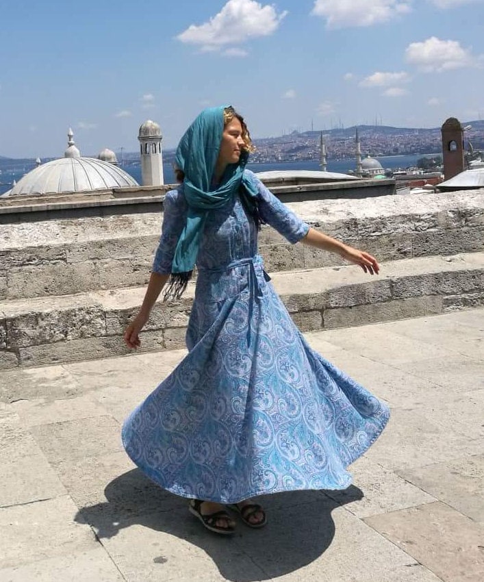 Blaues Maxikleid, Blaues Wirbelkleid von AnnaWhirling