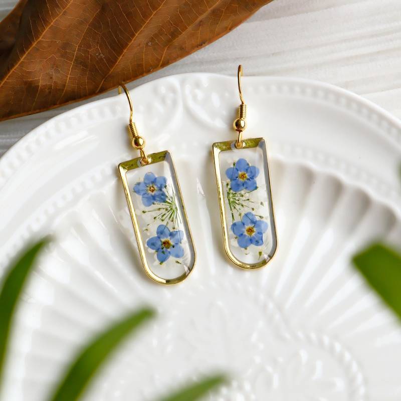 Echte Vergissmeinnicht Blumen Harz Ohrringe Handgepresste Tropfen Schmuck, Geschenke Für Sie von FingertipGarden
