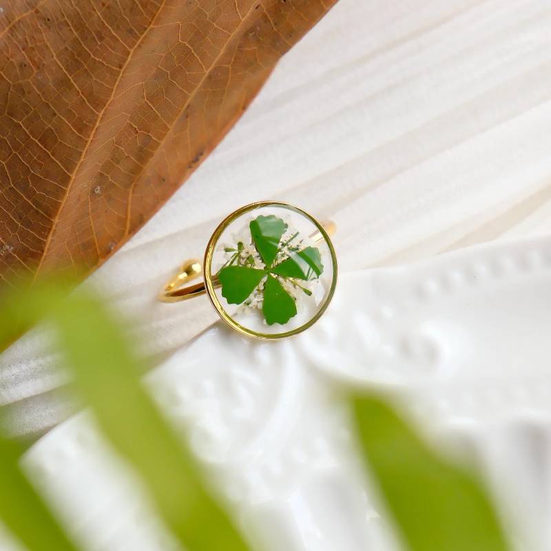 Echtes Kleeblatt Harz Ring Einstellbar Glück Handgemachte Ringe Geschenke Für Sie von FingertipGarden