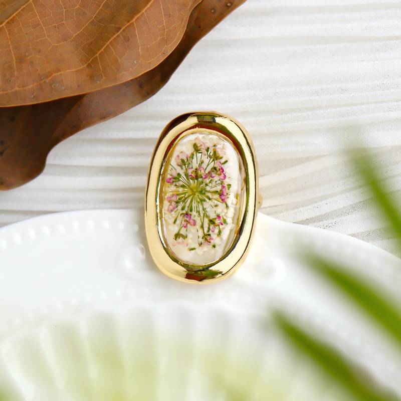 Rosa & Weiße Blumen-Harz-Ring-Verstellbar Handgemachte Getrocknete Blumen-Schmucksachen Für Sie von FingertipGarden