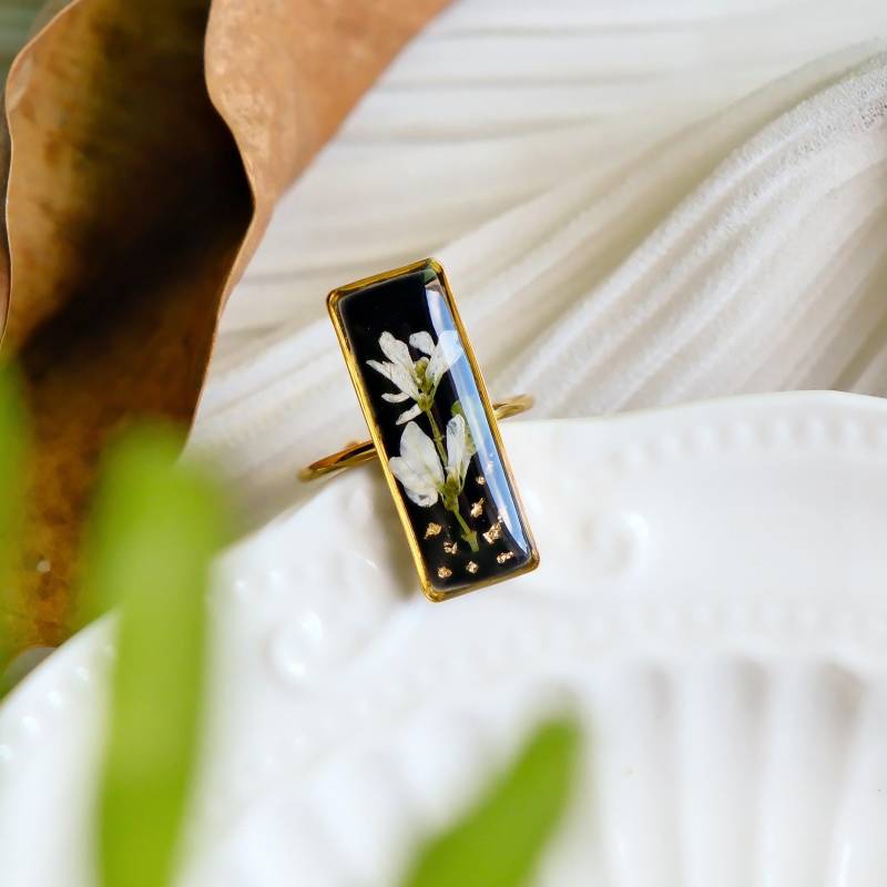 Weiße Getrocknete Blumen-Harz-Ring Verstellbar Handgemachte Statement Schmuck Geschenke Für Sie von FingertipGarden