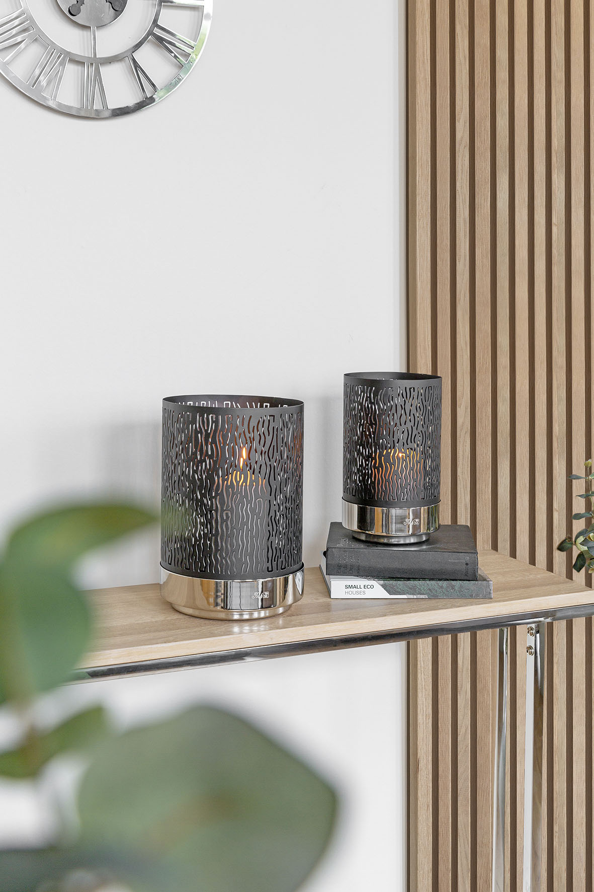 Fink Windlicht "MARIAN" Kerzenhalter aus Eisen, mit wellenförmigen Cut-Outs von Fink