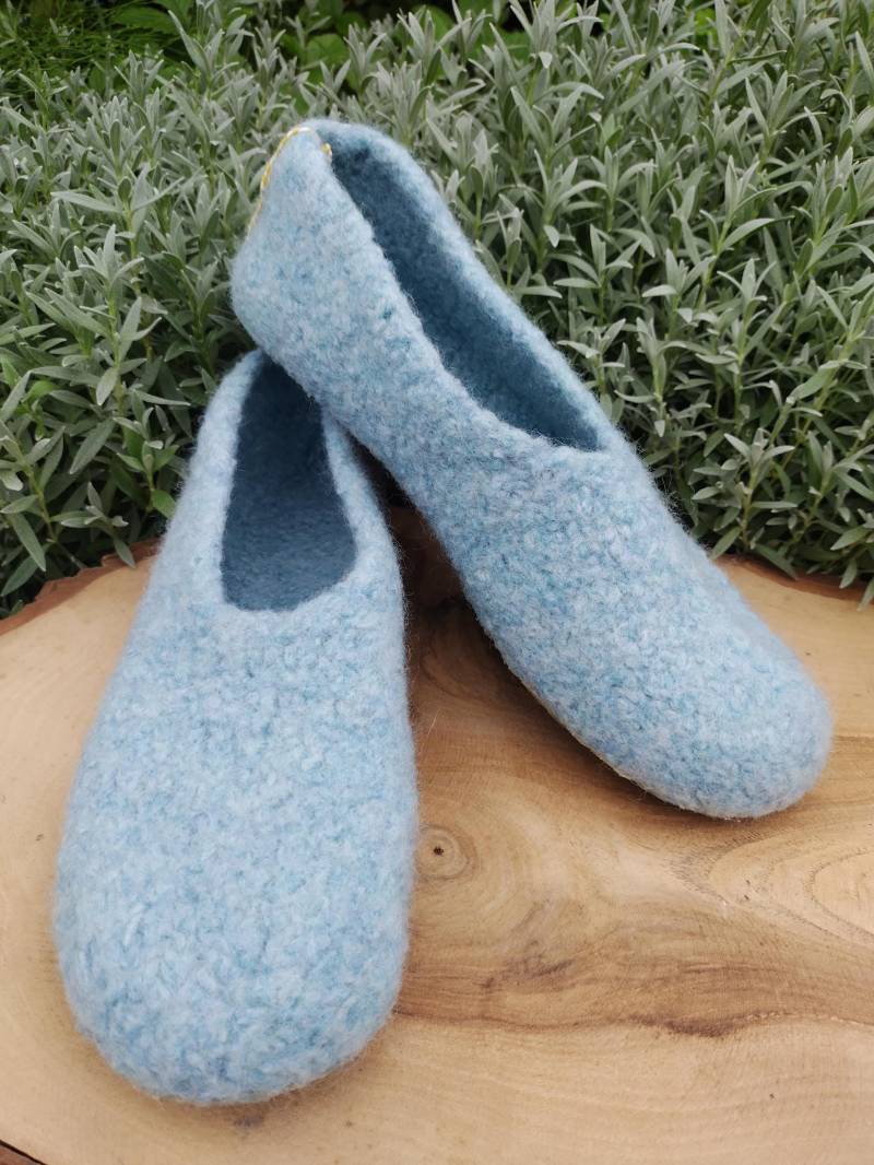 Hausschuhe Filzschuhe Gästeschuhe Puschen - Finken Mit Durchgängiger Sohle 41/42, Hergestellt in Bayern 100% Schurwolle Nach Ökotex Standart von Finkenliesel