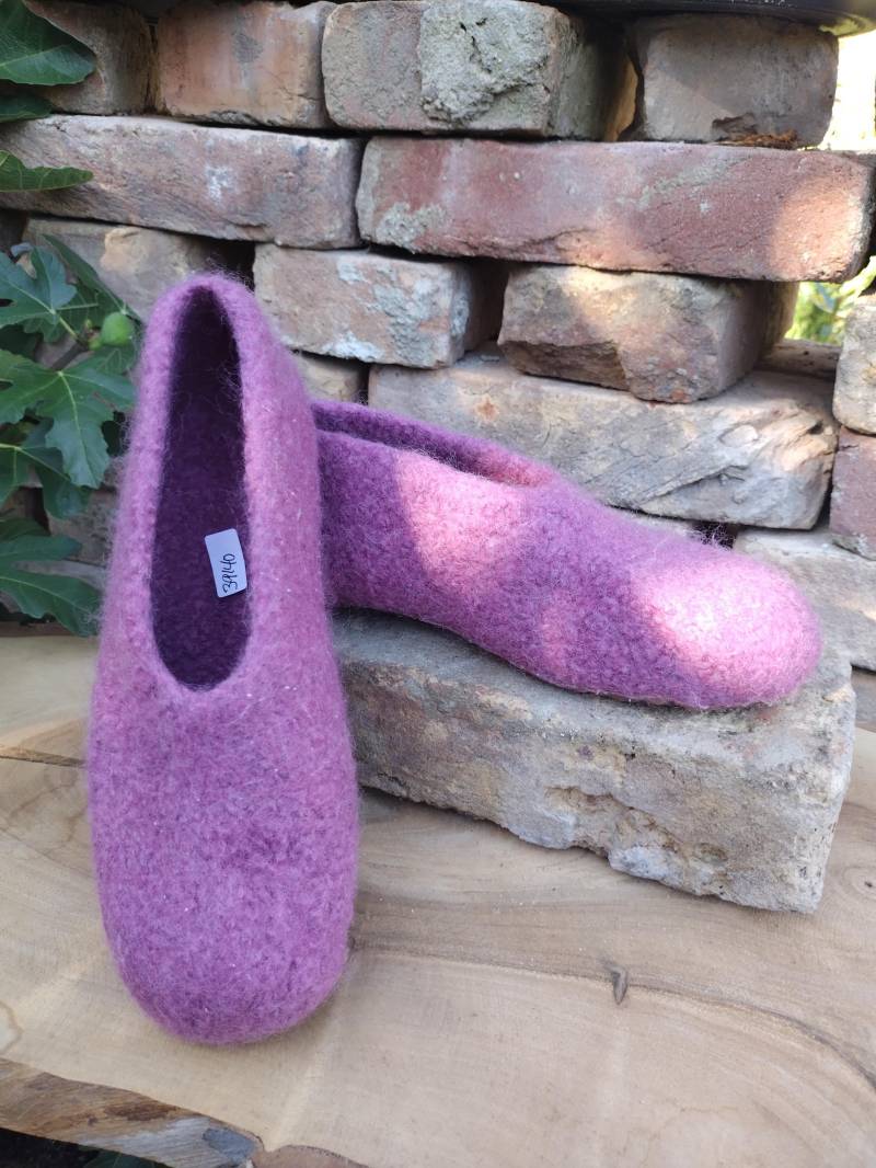 Hausschuhe Filzschuhe Gästeschuhe Puschen - Finken Mit Durchgängiger Sohle 39/40, Hergestellt in Bayern 100% Schurwolle Nach Ökotex Standart Hausschuhe Filzschuhe Gästeschuhe Puschen - Finken Mit Durchgängiger Sohle 39/40, Hergestellt in Bayern 100% Schurwolle Nach Ökotex Standart von Finkenliesel