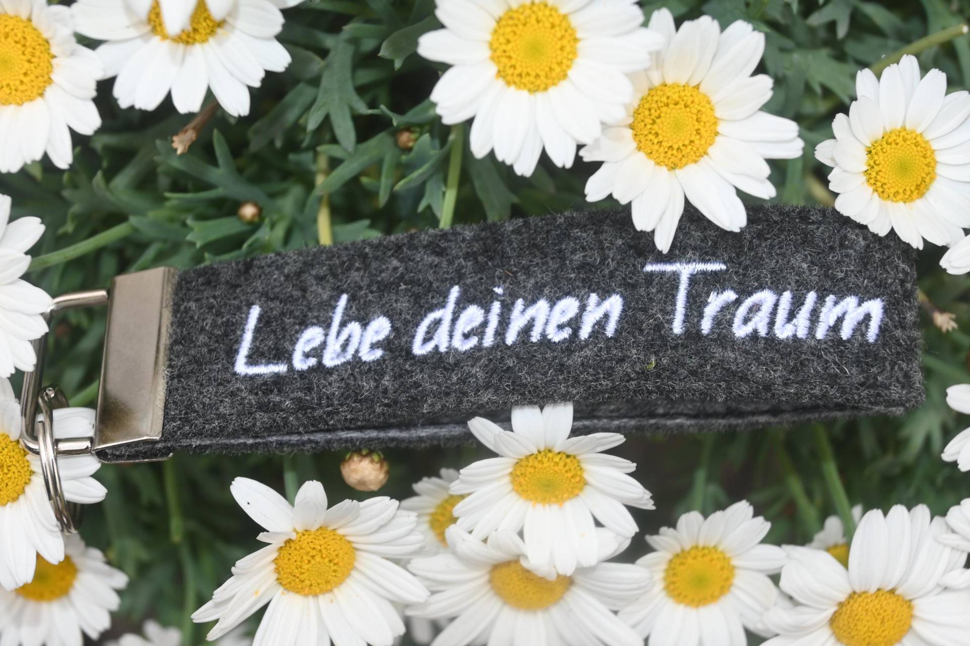 Schlüsselanhänger Personalisiert Bestickt Schlüsselanhänger Personalisiert Bestickt von FinyasGeschenkewelt