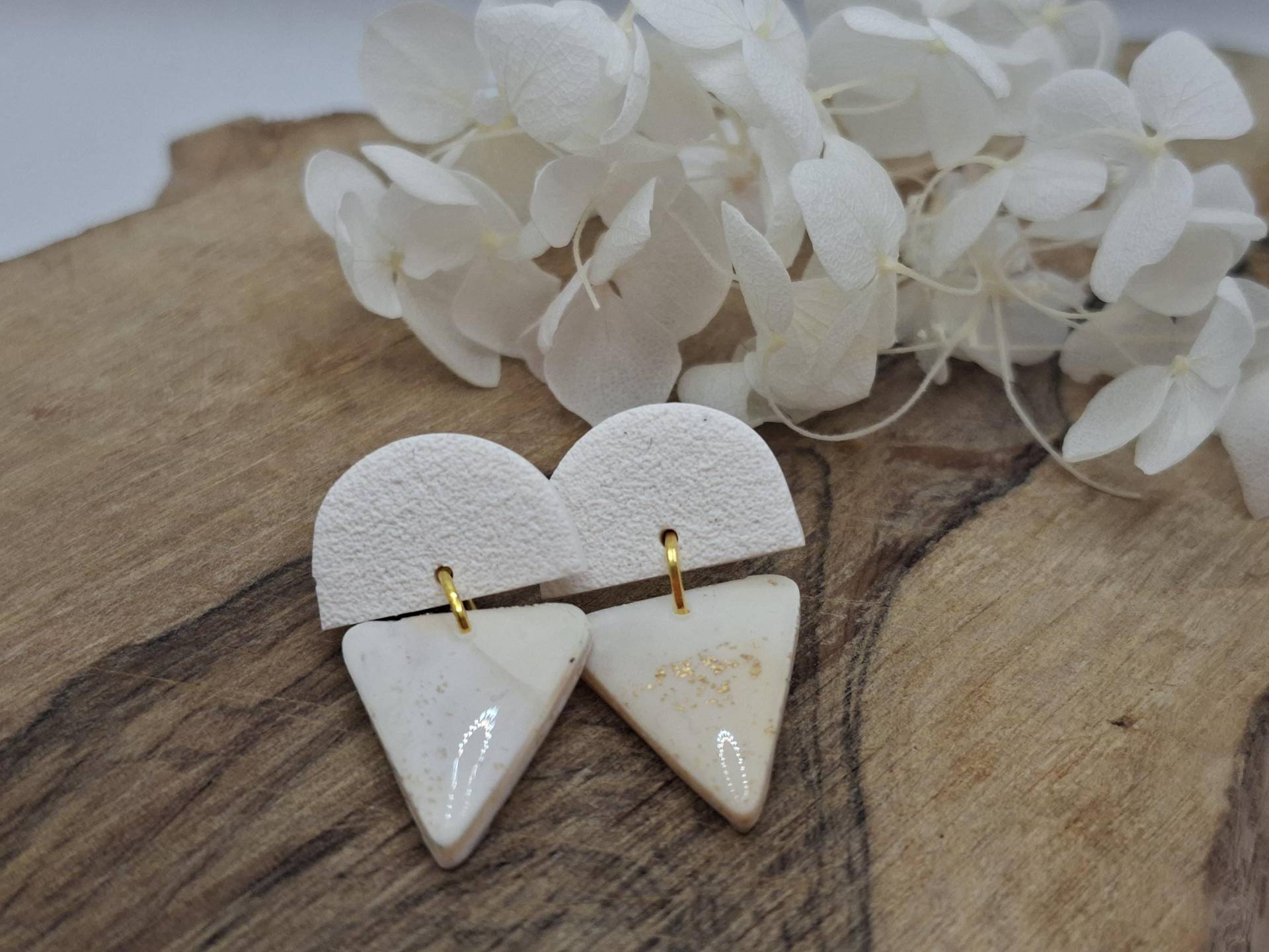 Polymer Clay Ohrring/ Weiß/ Gold// Fimo Polymer Clay Ohrring/ Weiß/ Gold// Fimo von FioJu
