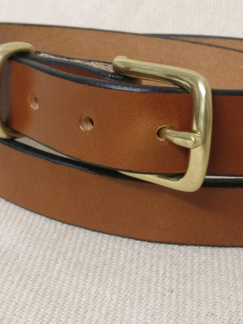 Handgemachte Sedgwick Hazel Englisch Bridle Ledergürtel - Massive Messing Schnalle Und Schleife 1" Breit von MariannaAromatherapy