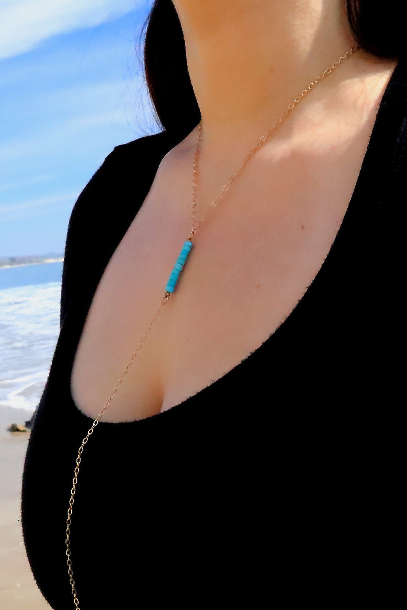 Türkis Heishe & 14K Gold Feder Lariat Halskette | Echte Dornröschen Y-Tropfen Kette Handgefertigt Boho Handwerker Türkis Heishe & 14K Gold Feder Lariat Halskette | Echte Dornröschen Y-Tropfen Kette Handgefertigt Boho Handwerker von FiorediLunaBoutique