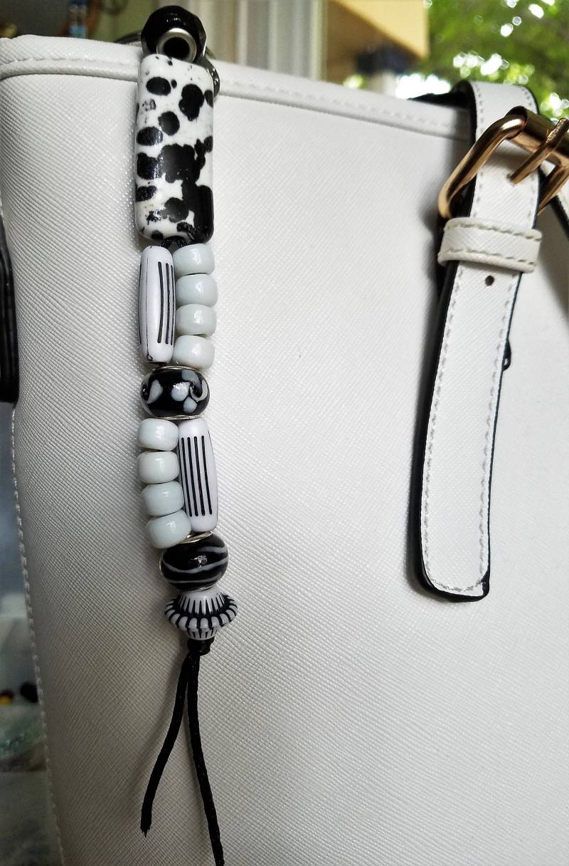Kunst Für Die Schlüssel Handgefertigter Schlüsselanhänger/Reißverschluss Mit Anhänger, Schöner Schmuck Schlüssel Und Tasche Kunst Für Die Schlüssel Handgefertigter Schlüsselanhänger/Reißverschluss Mit Anhänger, Schöner Schmuck Schlüssel Und Tasche von Fioredoro