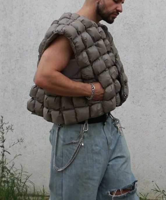 Handgemachte Bubble Granat Weste One Size Von Firatcakir Unisex von FiratCustoms