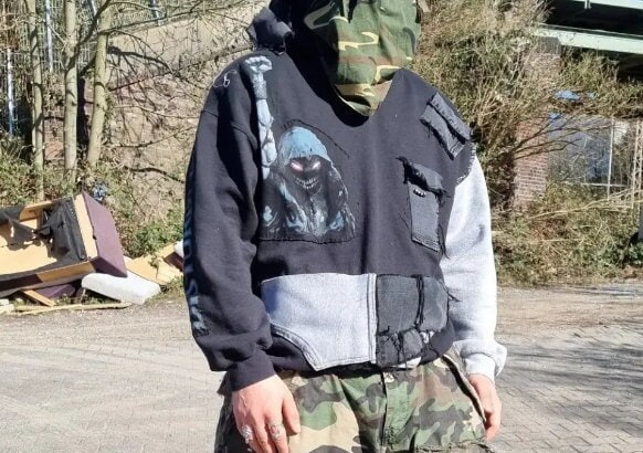 Handgemachter Zerstörter Hoodie Von Firatcakir Größe L-xl Unisex Abgeschnitten von FiratCustoms