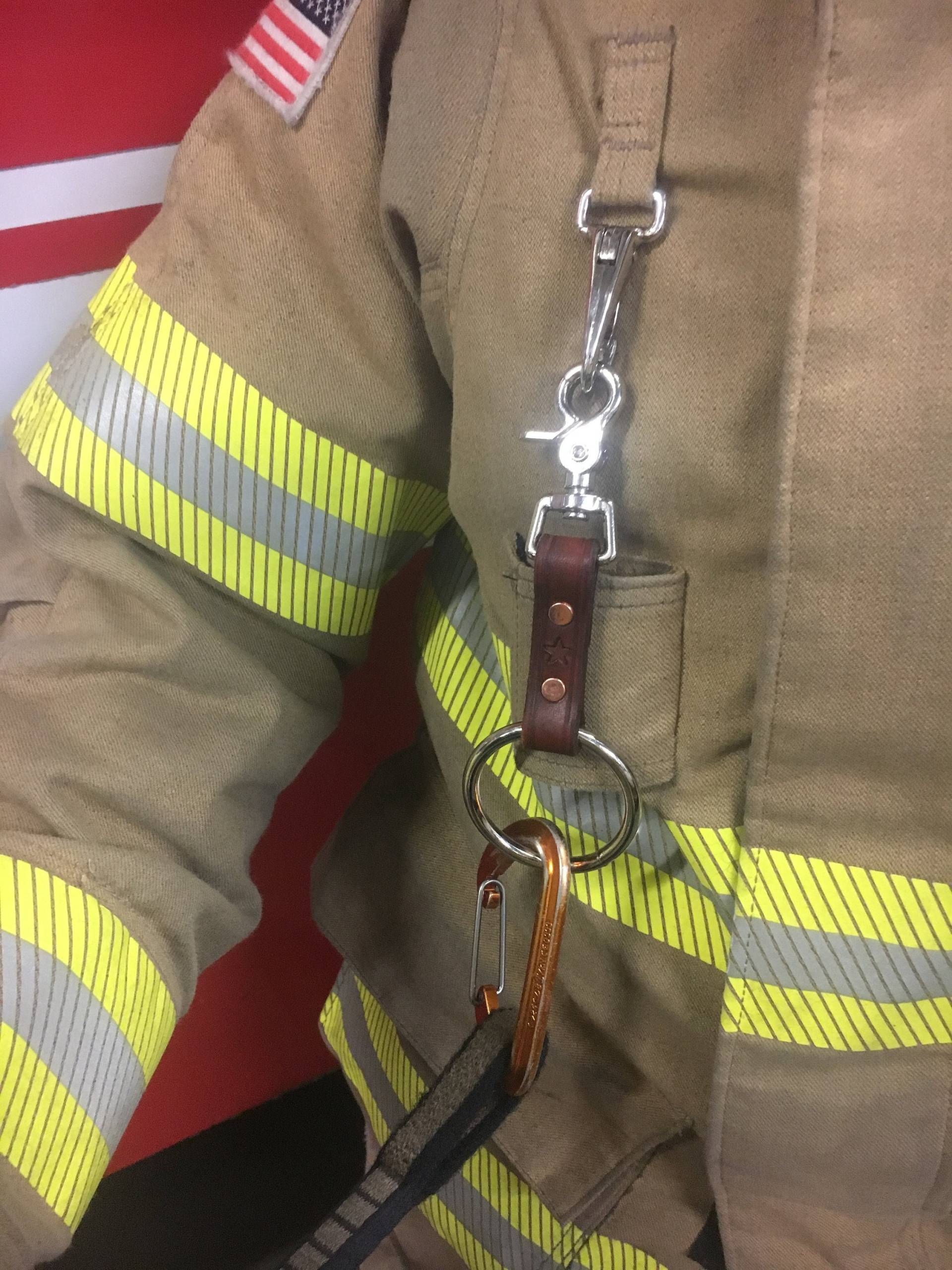 Feuerwehr Werkzeug Aufsatz Top Qualität Feuerwehr Werkzeug Aufsatz Top Qualität von FireServiceLeather