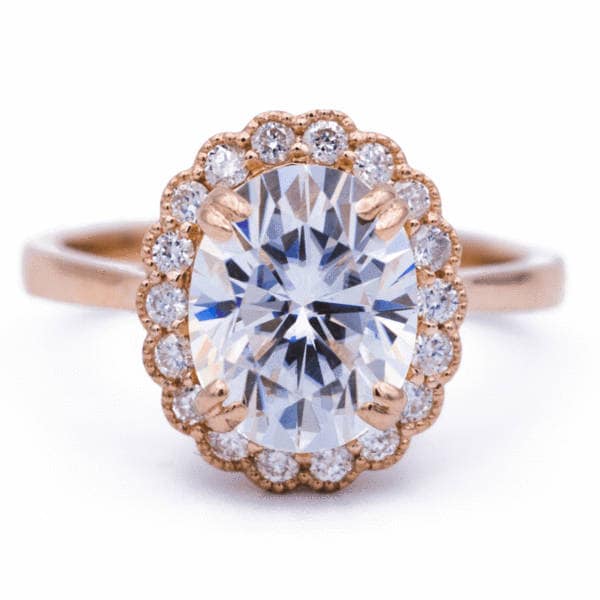 10x8mm Oval Moissanite 14K Rose Gold Halo Mit Milgrain-Diamant-Ring von FireandBrilliance