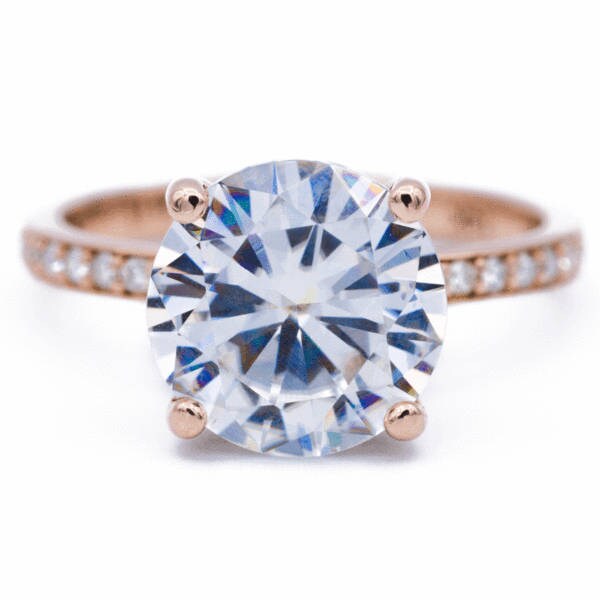 8mm Rund Moissanite Zentrum Und Diamant Halo Filigran Korb Schultern "Moment" Ring von FireandBrilliance