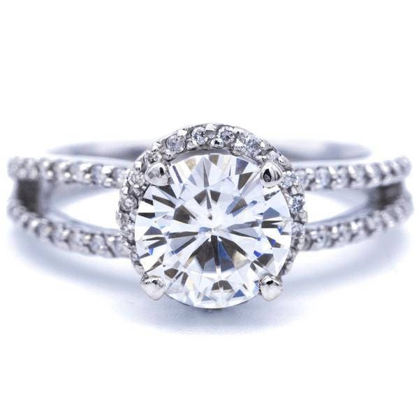 8mm Runde Moissanite 14K White Gold Spin Halo Split Schaft Micropave Ring 2.3 Cttw von FireandBrilliance