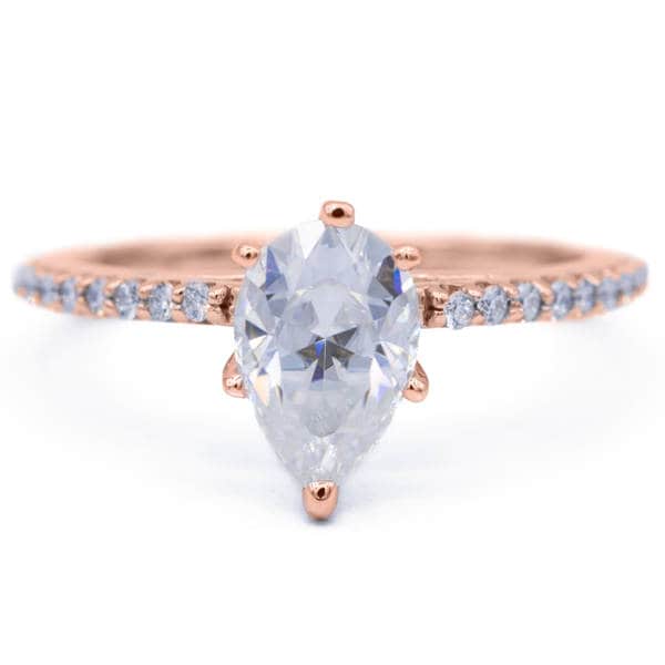 Birne Moissanite 14K Rose Gold 6 Zinken Diamant Akzent Eis Kathedrale Solitär Ring von FireandBrilliance