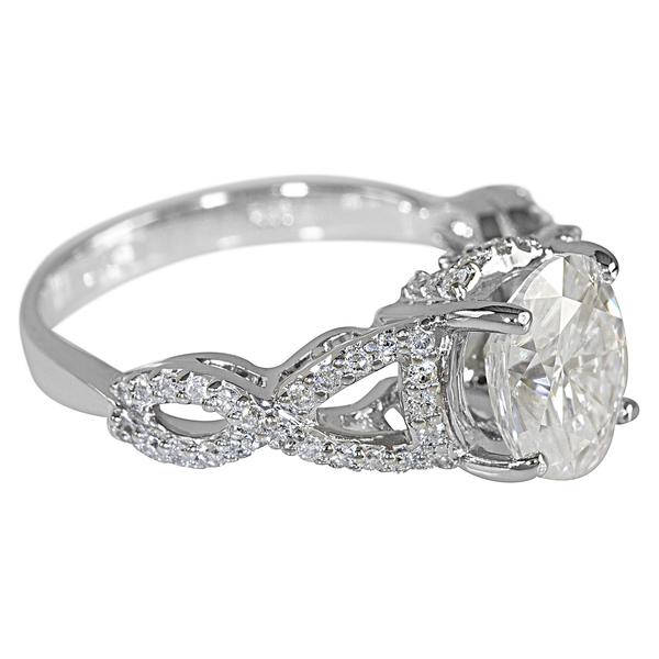 Lizenz 9x7mm Oval Moissanite Unendlich Diamant Schaft Und Kopf-Design von FireandBrilliance