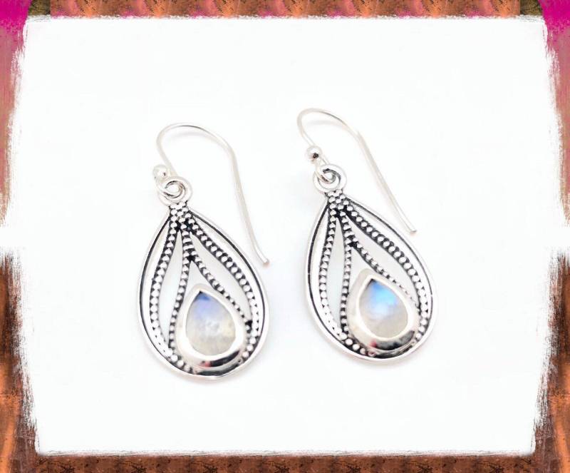 Labradorit Ohrringe // Tropfenform 925 Sterling Silber von FireandIceSilver